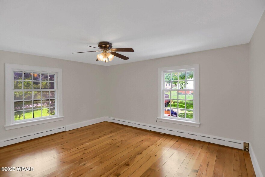 More Photos Of 749 Mahoning St, Milton Specialty For Sale