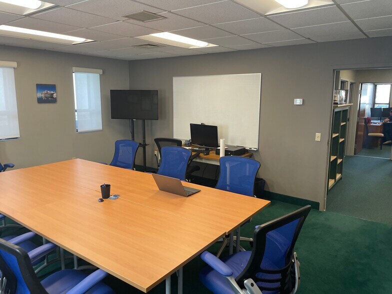 More Photos Of 151 Lavan St, Warwick Loft Creative Space For Sale