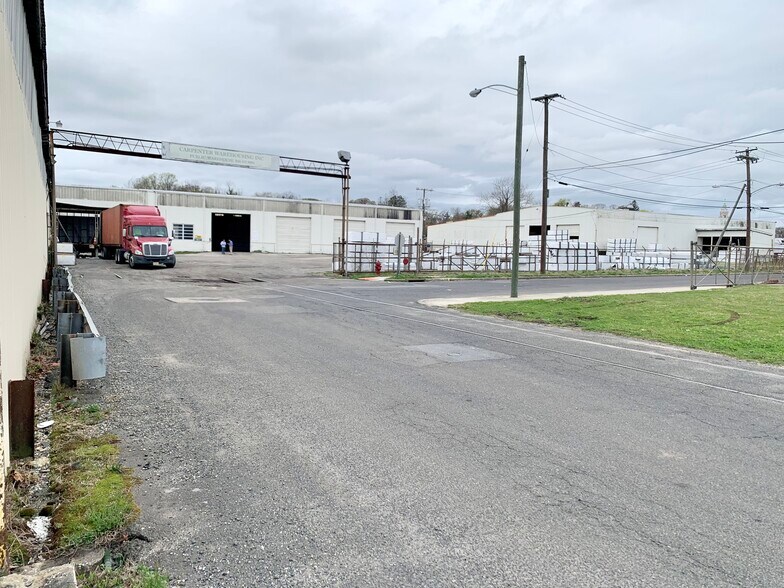 More Photos Of 1 Glass St, Bridgeton Warehouse For Sale