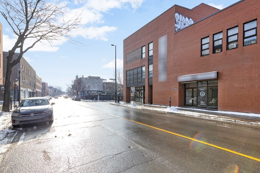 More Photos Of 4225 Rue Notre-Dame O, Montréal Office For Sale