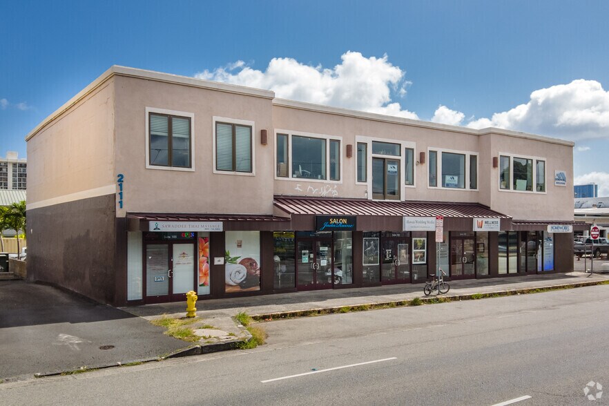 More Photos Of 2111 S Beretania St, Honolulu Storefront Retail Office For Lease