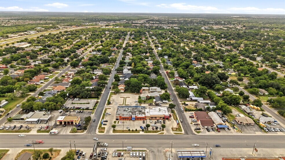 More Photos Of 4946 Rigsby Ave, San Antonio Restaurant For Sale