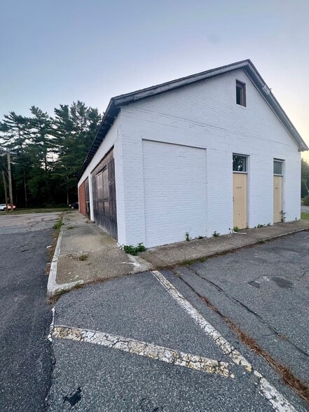 More Photos Of 413 Wareham Rd, Marion Freestanding For Sale