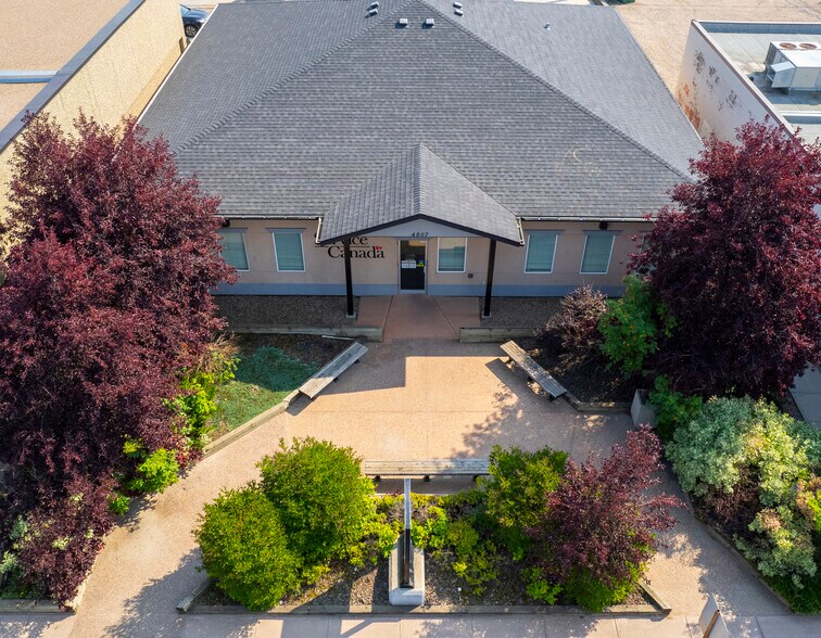 More Photos Of 4807 50th Ave, St Paul Office For Sale