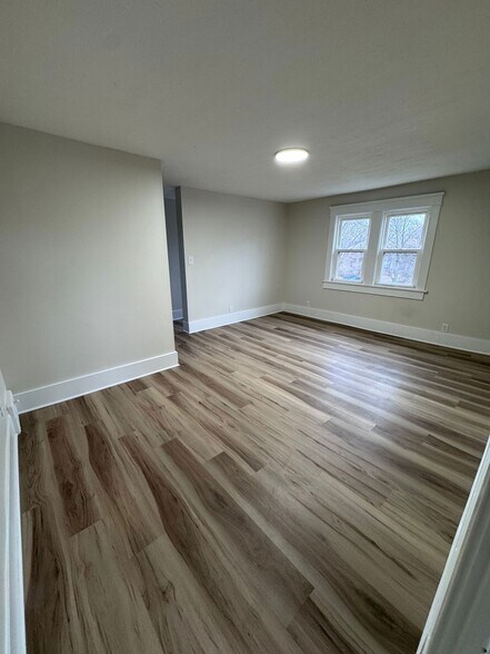 More Photos Of 470-472 Sumner St, Akron Apartments For Sale