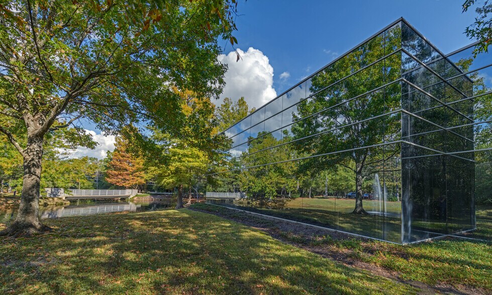 More Photos Of 8708 Technology Forest Pl, The Woodlands Office For Sale