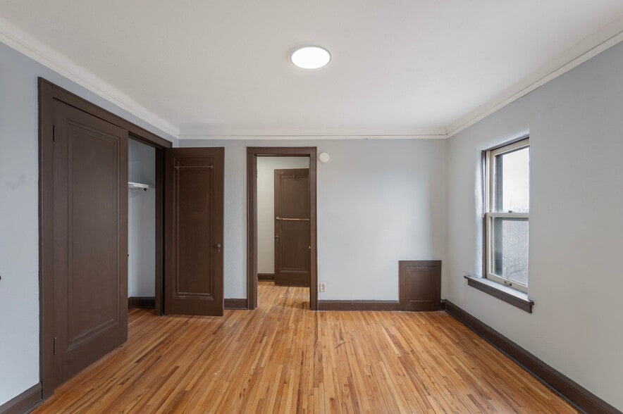 More Photos Of 487 Grand Ave, Saint Paul Apartments For Sale