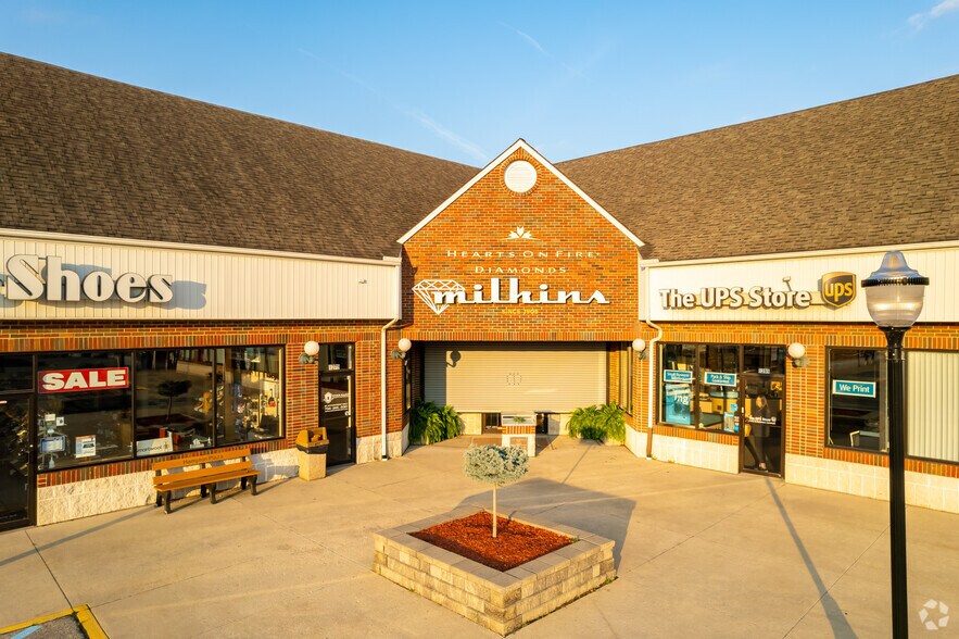 More Photos Of 1261-1293 N Telegraph Rd, Monroe Unknown For Lease