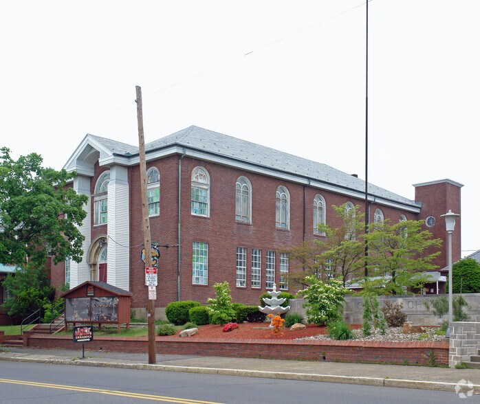 More Photos Of 1160 Chestnut St, Kulpmont Freestanding For Sale