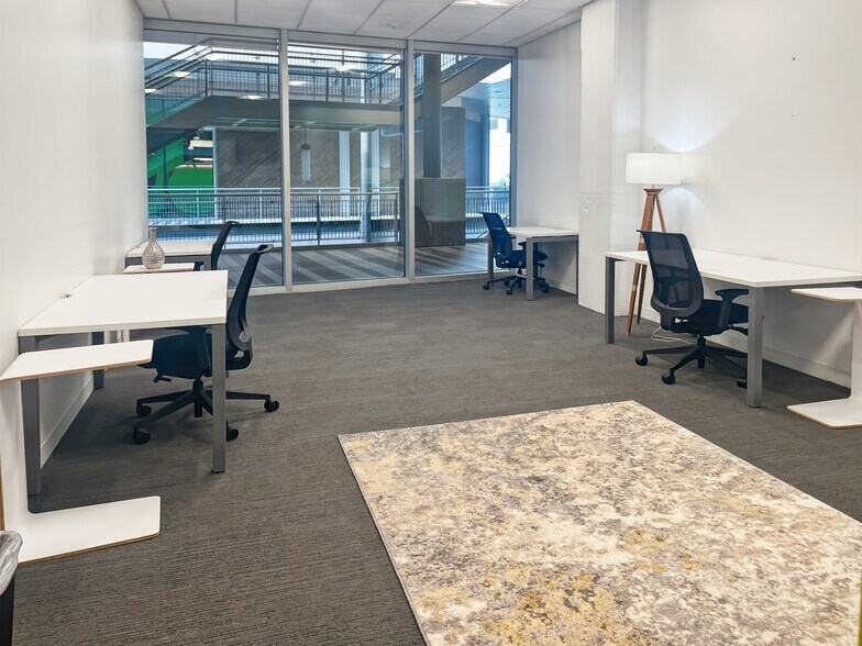More Photos Of 1201 Fannin St, Houston Coworking Space