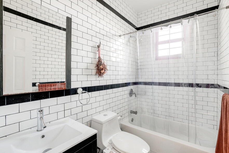 More Photos Of 119 33rd St, Brooklyn Apartments For Sale