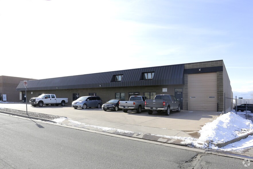 More Photos Of 12431-12451 N Mead Way, Littleton Warehouse For Lease