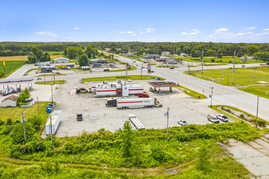 More Photos Of 795 Michigan Rd, Plymouth Service Station For Sale