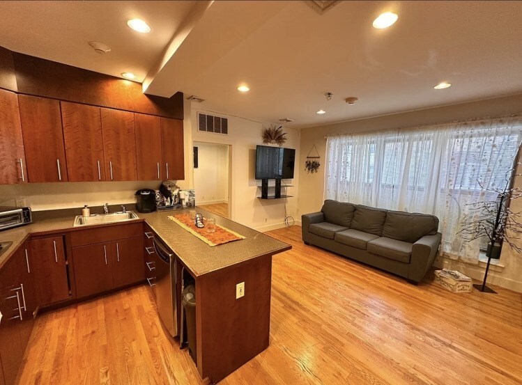 More Photos Of 523-535 2nd Ave, Bethlehem Apartments For Sale