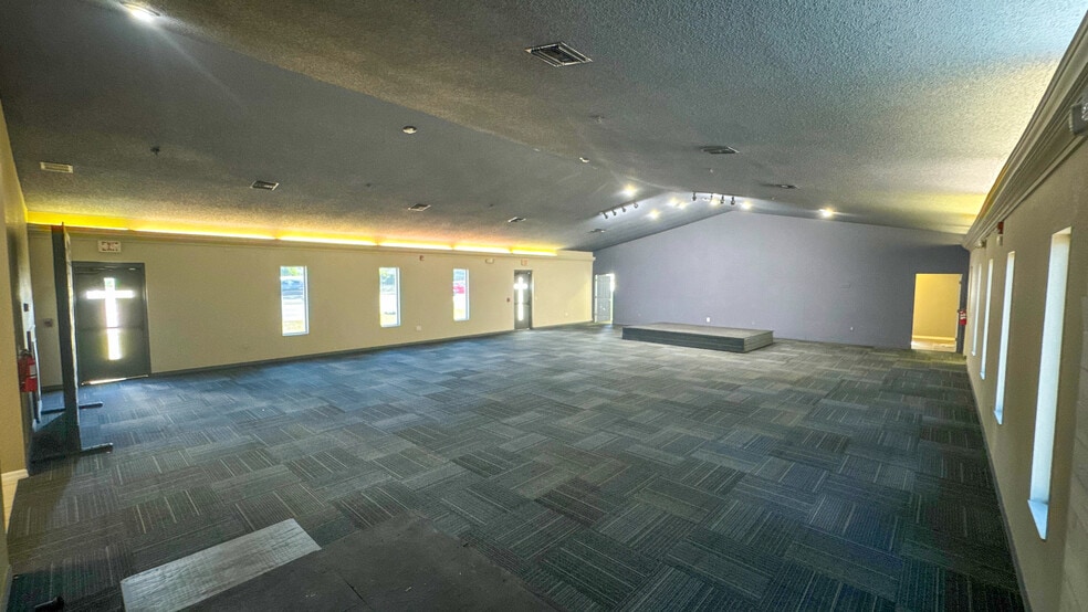 More Photos Of 4040 E County Road 540A, Lakeland Religious Facility For Sale