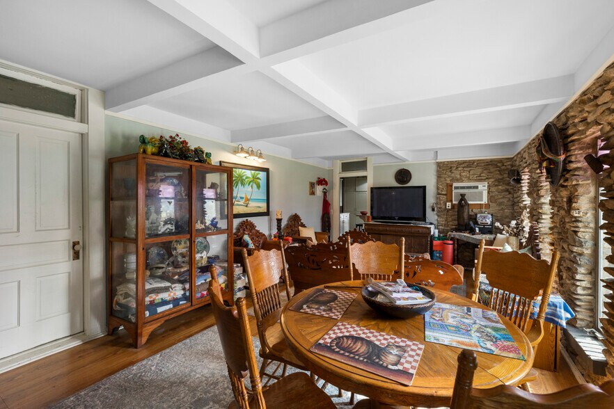 More Photos Of 3303 Ranch Road 1869, Liberty Hill Specialty For Sale