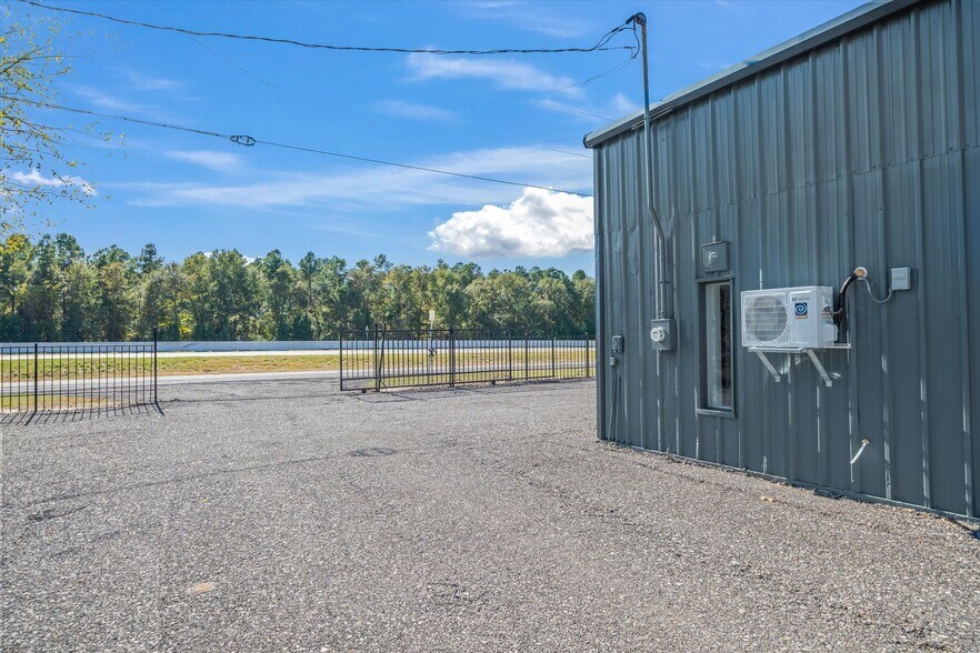 More Photos Of 23730 I-20, Wills Point Specialty For Sale