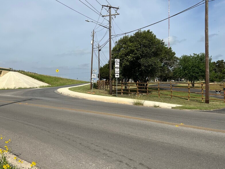 More Photos Of 881 Rock St, New Braunfels Land For Sale