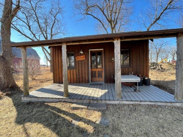 More Photos Of 14152 Highway K64, Whiting Specialty For Sale