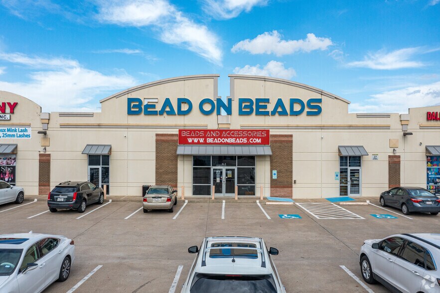 More Photos Of 11538 Harry Hines Blvd, Dallas General Retail For Sale