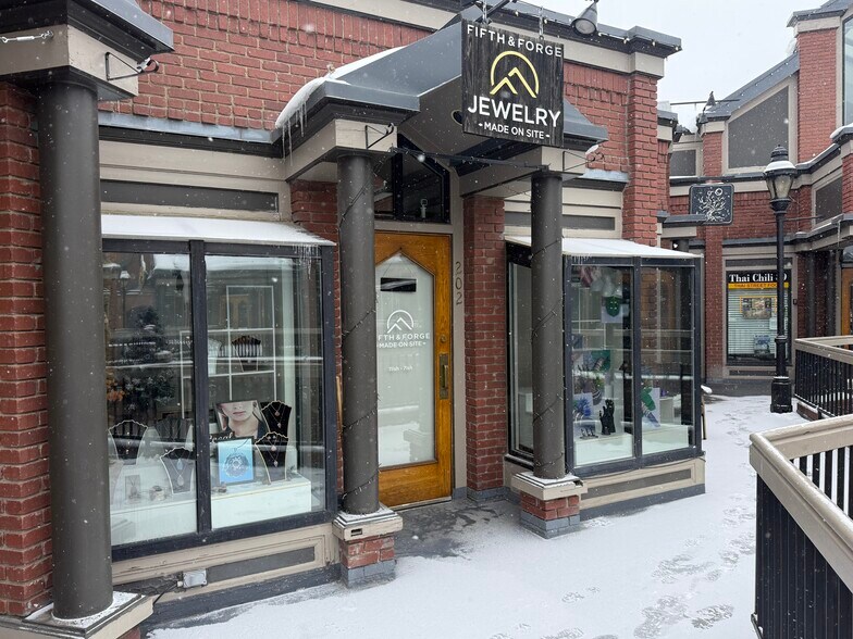 More Photos Of 100 N Main St, Breckenridge General Retail For Sale