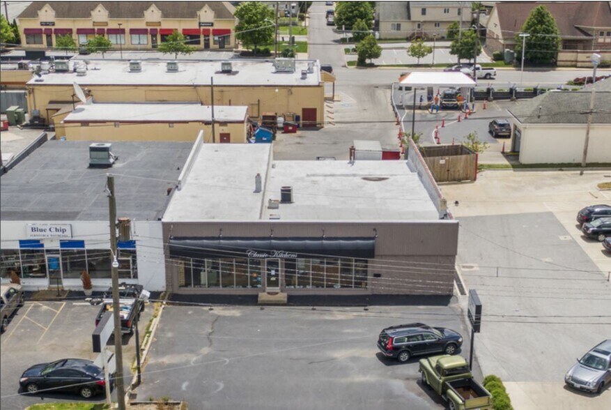 More Photos Of 622 E Gay St, West Chester Storefront Retail Office For Sale