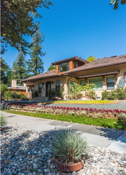 More Photos Of 251 Middlefield Rd, Palo Alto Apartments For Sale