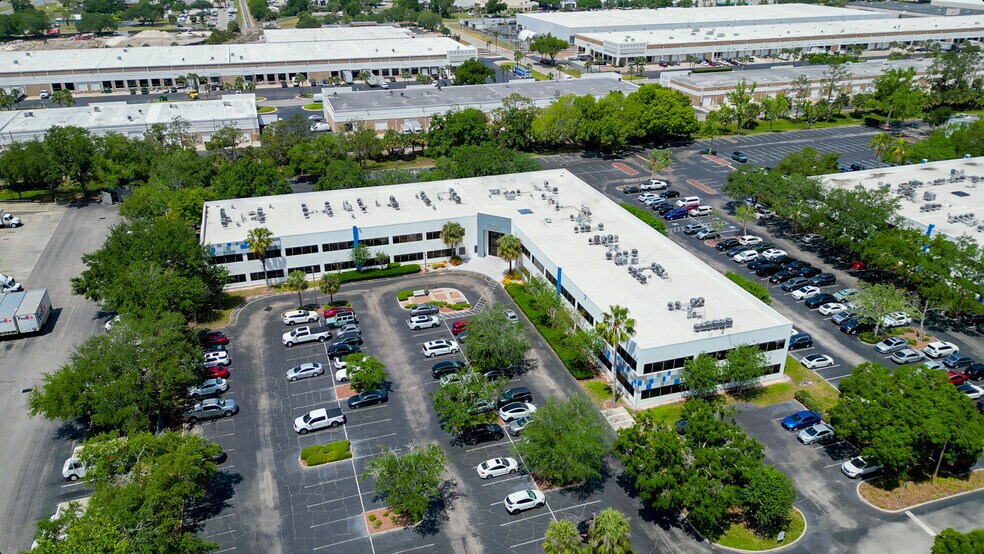 More Photos Of 7600 Southland Blvd, Orlando Unknown For Lease