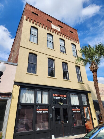 Primary Photo Of 1423-1425 Newcastle St, Brunswick Storefront For Sale