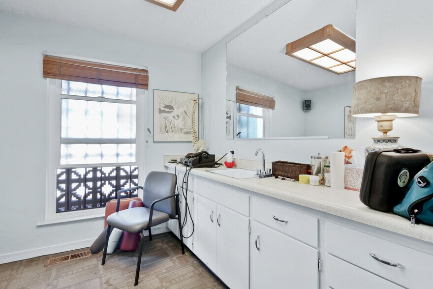 More Photos Of 111 Dakota Ave, Santa Cruz Medical For Sale