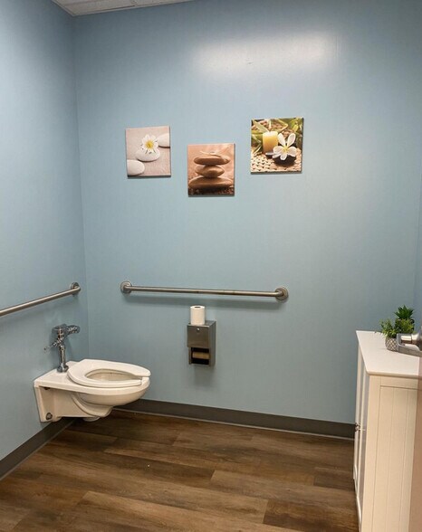 More Photos Of 1301 Route 72 W, Manahawkin Medical For Sale
