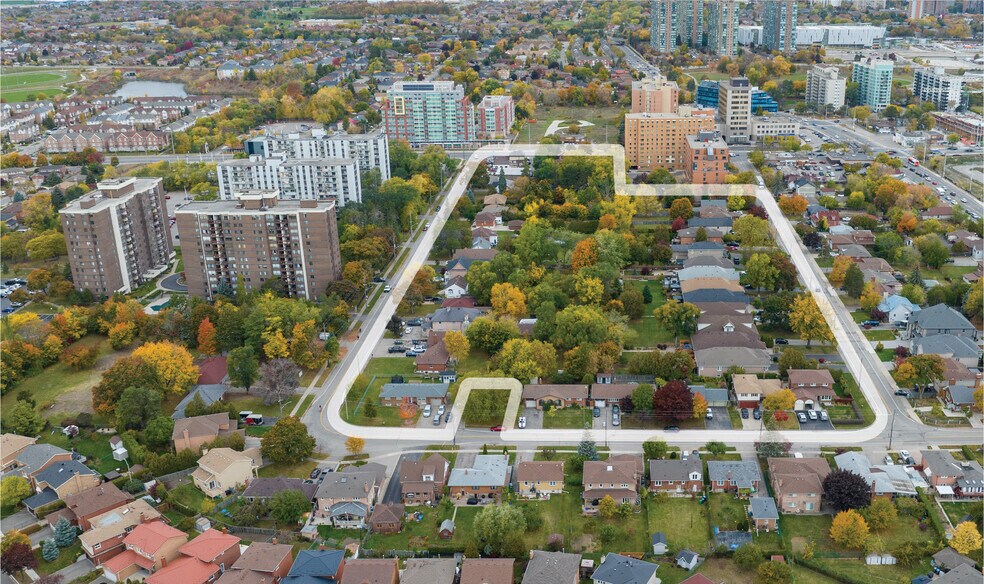 More Photos Of 188-202 Dundas St W, Mississauga Land For Sale