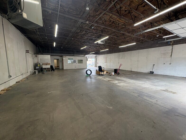 More Photos Of 1175 S Lipan St, Denver Warehouse For Lease