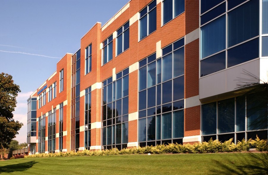 More Photos Of 731 Alexander Rd, Princeton Unknown For Lease