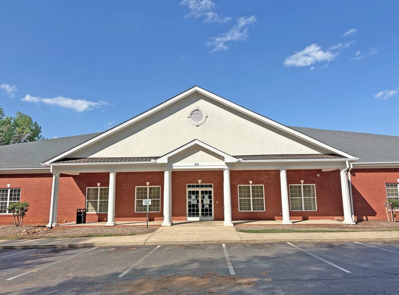 More Photos Of 319 Pelham Rd, Greenville Office For Sale