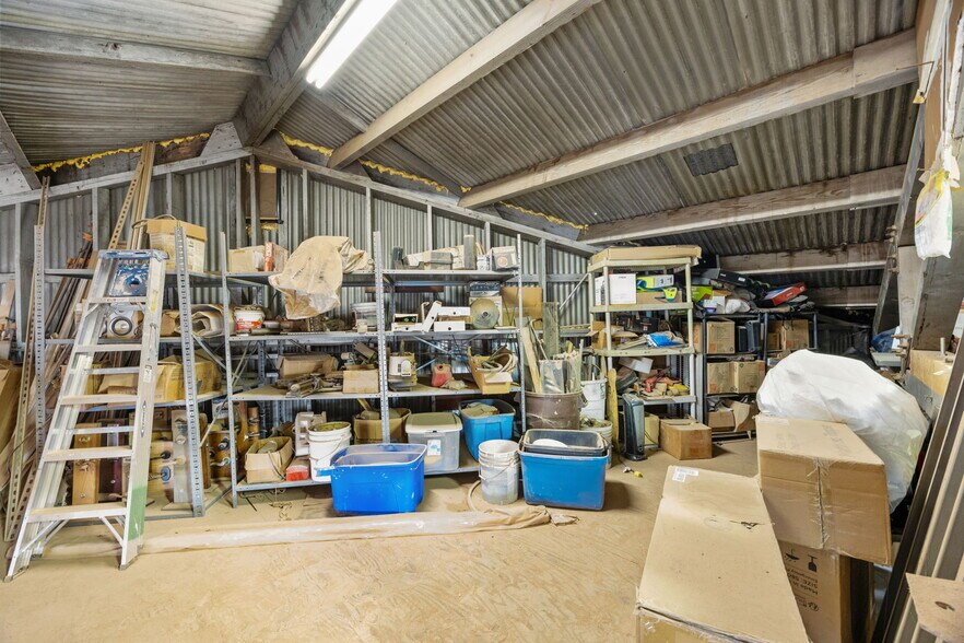 More Photos Of 8401 Baldwin St, Oakland Warehouse For Sale