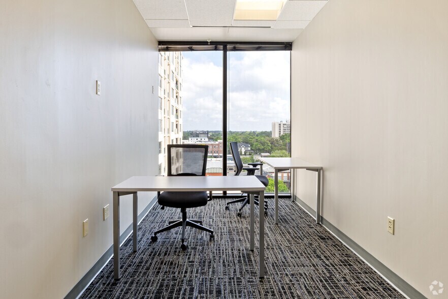 Photo of 8th Floor Ste Office for 2