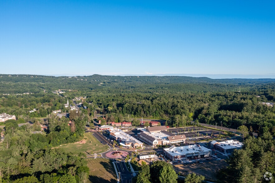 More Photos Of 21 Ensign Dr, Avon Unknown For Lease