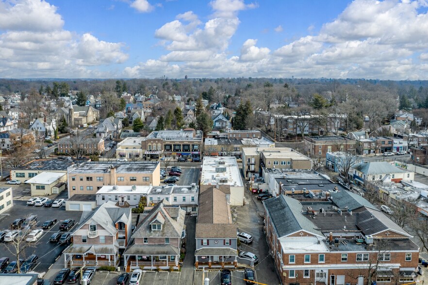 More Photos Of 107 Forrest Ave, Narberth Unknown For Sale