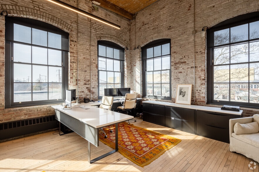 More Photos Of 1 N Johnston Ave, Hamilton Loft Creative Space For Lease