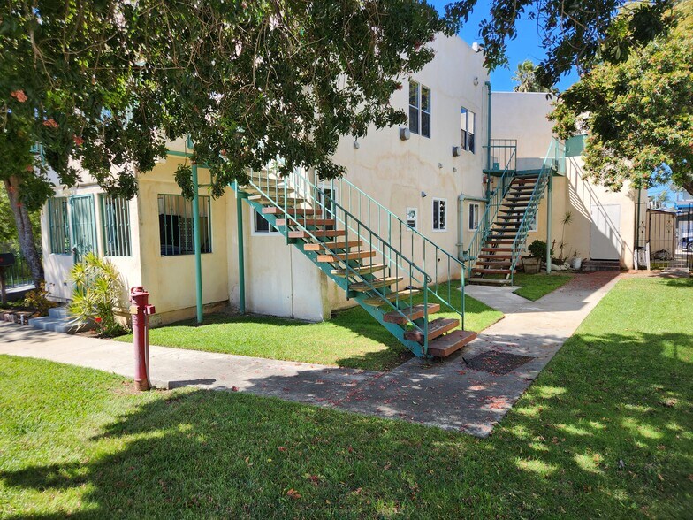 More Photos Of 726 Torrance St, San Diego Skilled Nursing Facility For Sale
