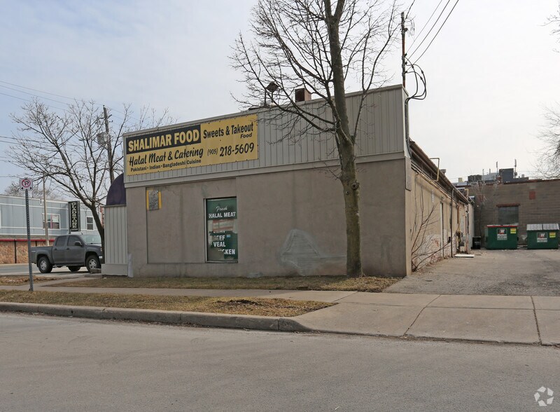 More Photos Of 1384-1386 Main St E, Hamilton Freestanding For Sale