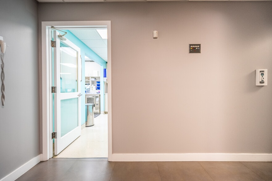 More Photos Of 7600 SW 57th Ave, Miami Office For Lease