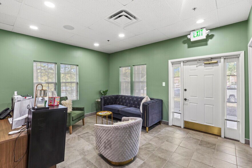 More Photos Of 14203 Park Center Dr, Laurel Office For Lease
