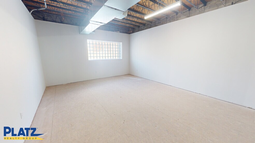 More Photos Of 3143 Mahoning Ave, Youngstown Storefront Retail Residential For Sale
