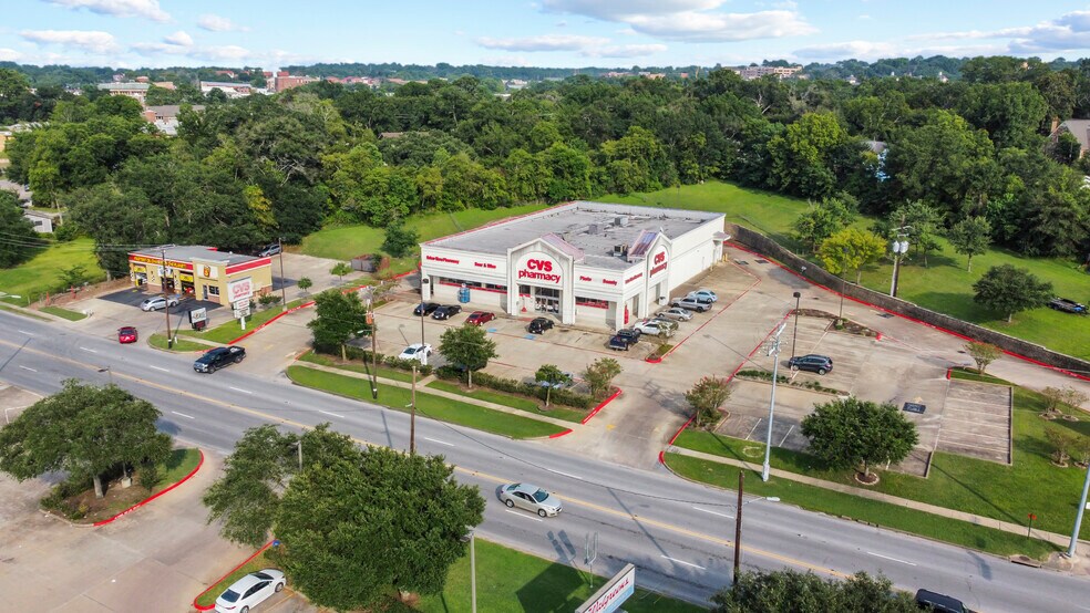 Primary Photo Of 1569 11th St, Huntsville Drugstore For Sale
