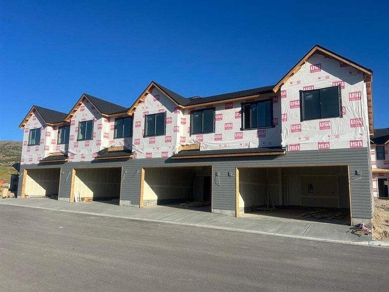 More Photos Of 110 Ridges, Pocatello Multifamily For Sale