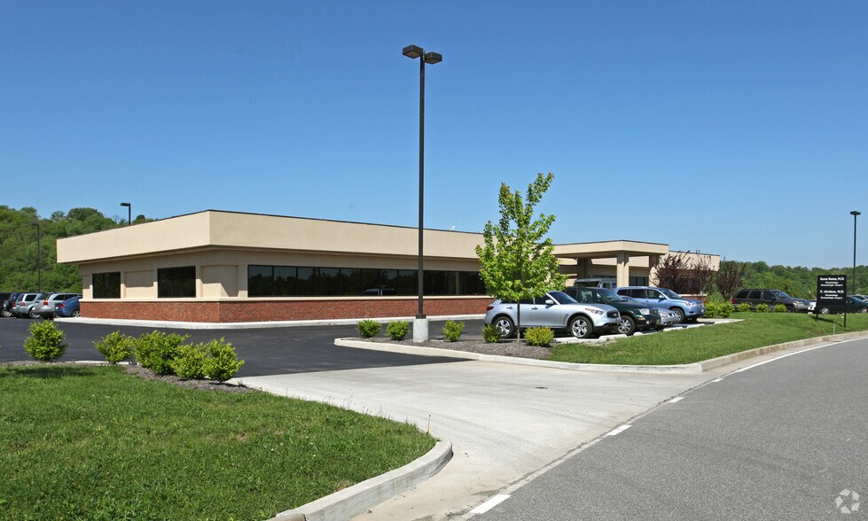 Primary Photo Of 422 Kinetic Park, Huntington Office For Sale