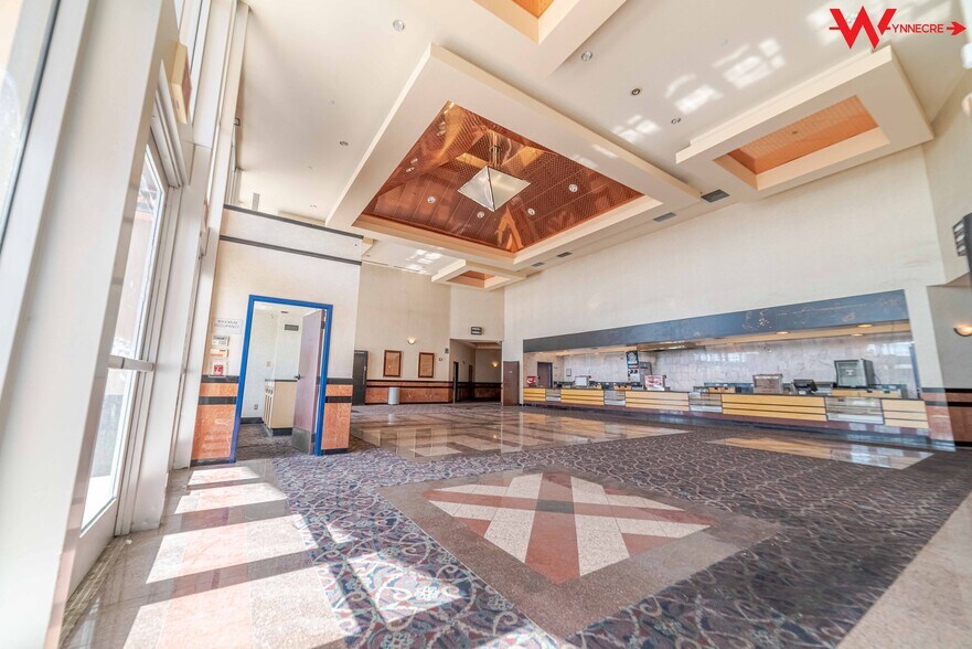 More Photos Of 641 Camino de los Mares, San Clemente Storefront For Lease