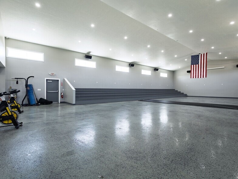 More Photos Of 17612 State Route 3, Watertown Showroom For Sale